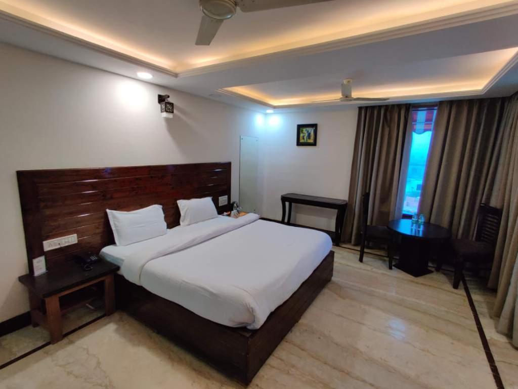 Orchha Club And Resort - Ocr Kültér fotó