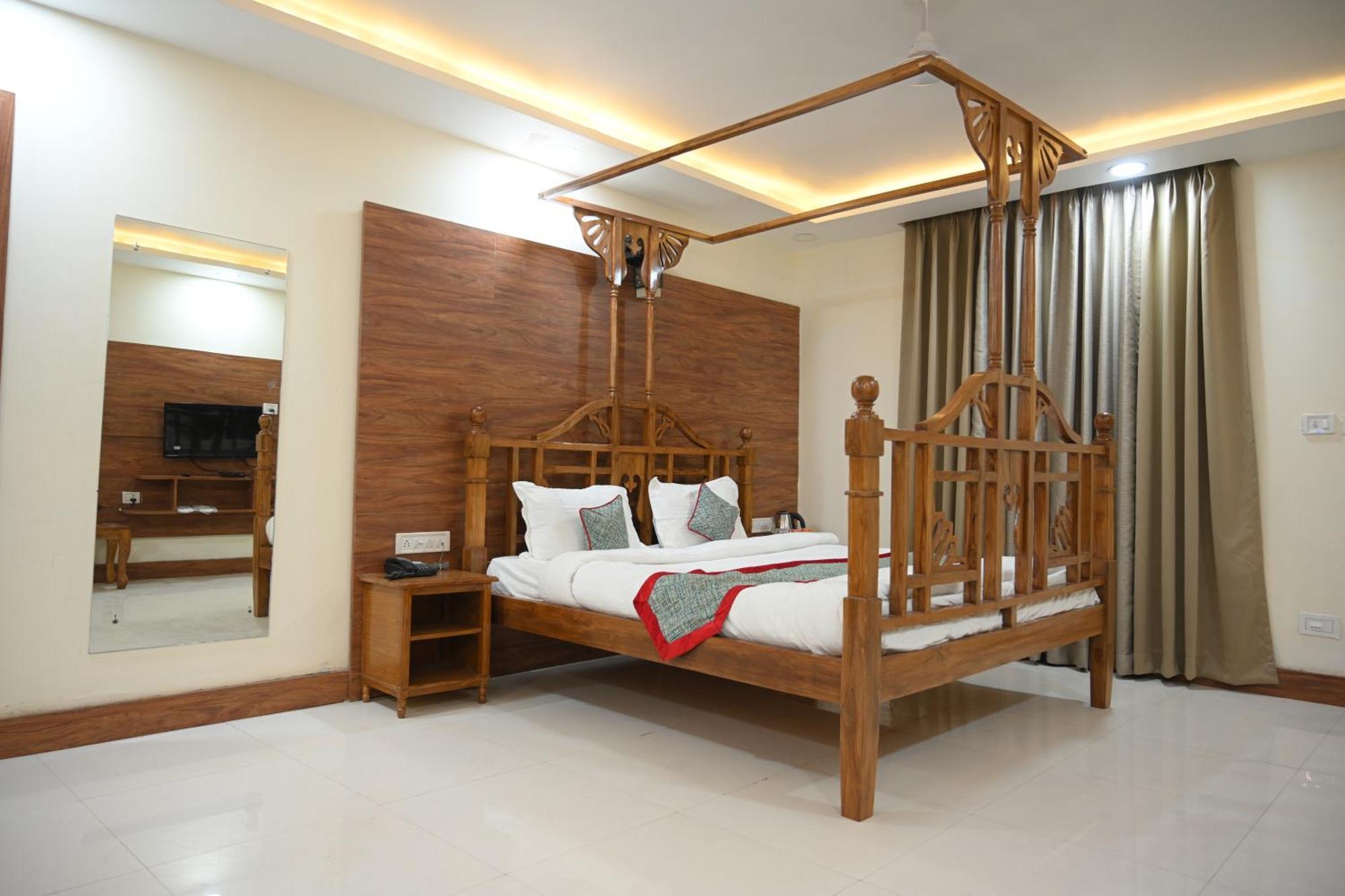 Orchha Club And Resort - Ocr Kültér fotó