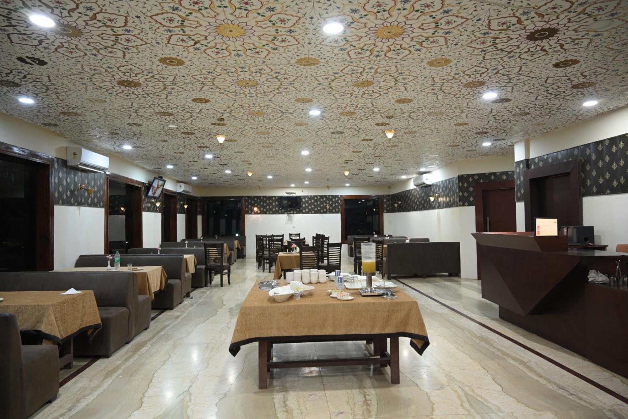 Orchha Club And Resort - Ocr Kültér fotó